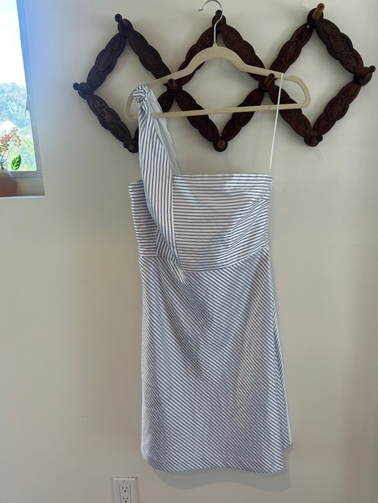 Banana Republic Dresses & Skirts - NWT BANANA REPUBLIC Sz8 ONE SHOULDER FIT & FLARE SATIN DRESS STRIPE BLUE